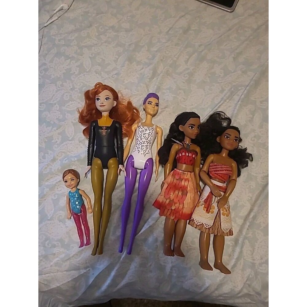Lot Of 5 Dolls